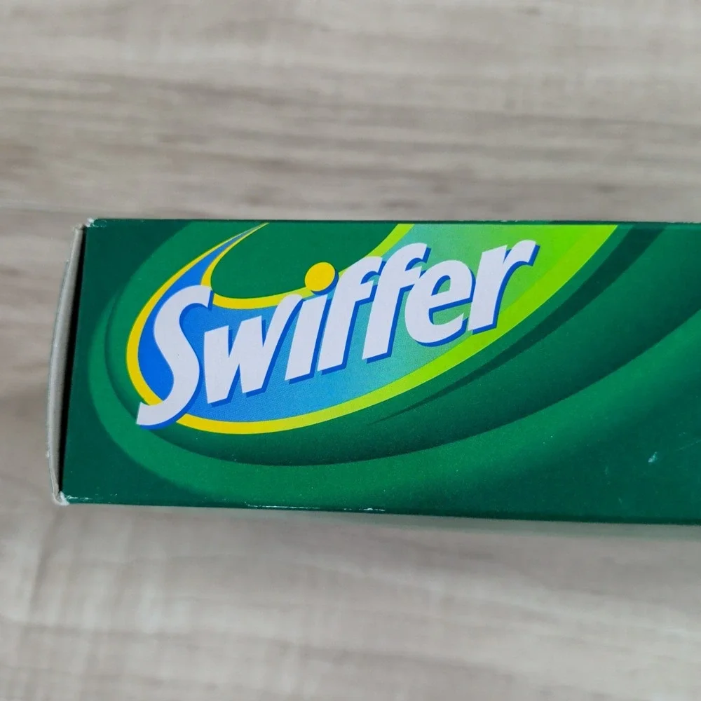 Swiffer complete sweeper
